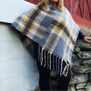 Grey multi- Nubby plaid poncho